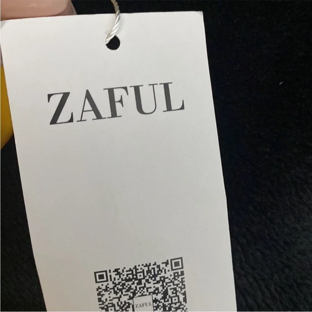 3/$20✨Zaful Elegant Yellow Swimsuit